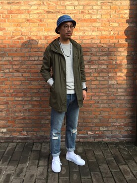 「アイテム（ハット、ブルー系）」を使った、ジェイミーさん（メンズ・173cm）の春コーディネート