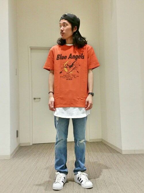 mr.sakurai使用「AVIREX（avirex/ アヴィレックス / S/S HEAVY WEIGHT CREW NECK T-SHIRT BLUE ANGELS/ ヘヴィーウェイト　クルーネック　Tシャツ　ブルーエンジェルス）」的時尚穿搭