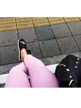 「Abercrombie&Fitch（アバークロンビーアンドフィッチ）のアイテム（サンダル）」を使った、juriさん（レディース・164cm）の秋コーディネート