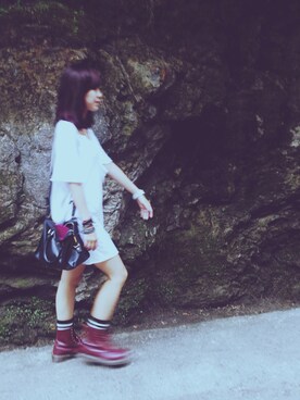 「SAINT LAURENT PARIS（サンローランパリ）のアイテム（ショルダーバッグ、その他）」を使った、poohさん（レディース・161cm）の夏コーディネート