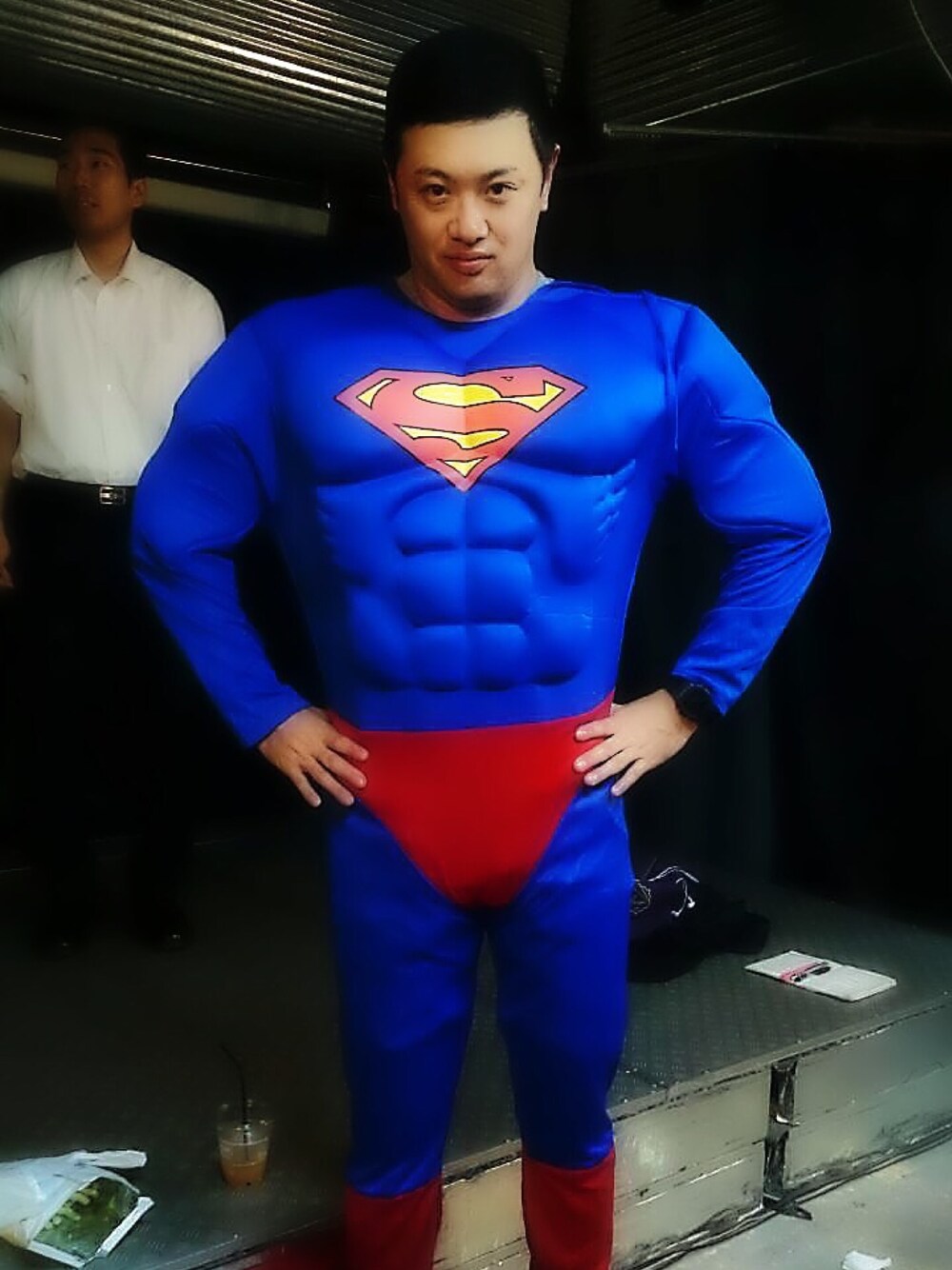「スーパーマン」｜「SUPERMANのアイテム（その他トップス、ブルー系）」を使った、エンドウSUNさん（メンズ・177cm）の秋コーディネートの1枚目の写真