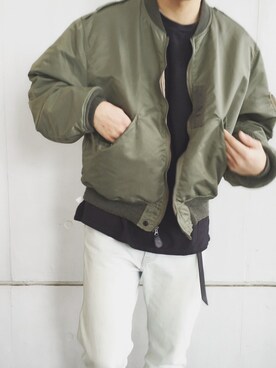 「UNUSED」｜「アイテム（ミリタリージャケット）」を使った、Fumioさん（メンズ・172cm）の春コーディネート
