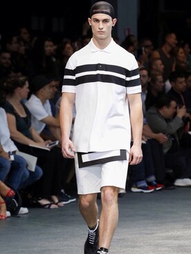 「GIVENCHY（ジバンシイ）のアイテム（その他）」を使った、훈훈さん（メンズ・50cm）の夏コーディネート