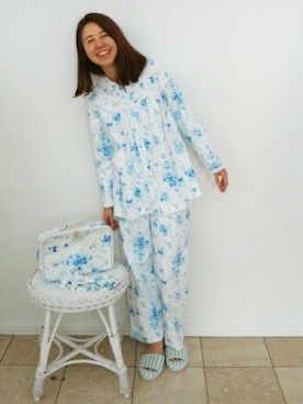 「パジャマ」｜「アイテム（財布/小物）」を使った、キッドブルーさん（レディース・160cm）の冬コーディネート