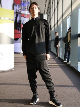 「MYne（マイン）のアイテム（パーカー）」を使った、KIKAKUさん（メンズ・175cm）の春コーディネート