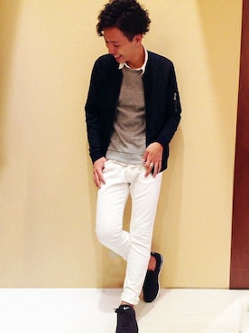 「ホワイトパンツ」｜「アイテム（ジャケット/アウター）」を使った、DaWaWaさん（メンズ・175cm）の秋コーディネート