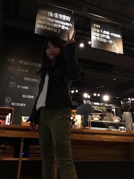 「PULL&BEAR（プルアンドベア）のアイテム（その他アウター）」を使った、KimiHsuStyleさん（レディース・158cm）の冬コーディネート