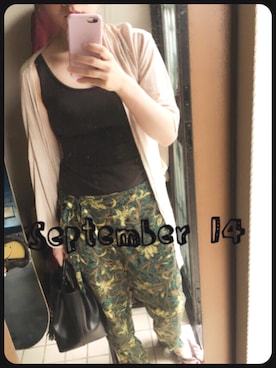 「KUSTOM（カスタム）のアイテム」を使った、ここ＊さん（レディース・162cm）の秋コーディネート