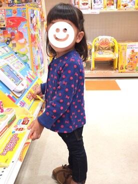 「BRANSHES（ブランシェス）のアイテム（カーディガン/ボレロ、ブルー系）」を使った、Miiiiiさん（キッズ・100cm）の秋コーディネート