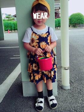 「b・ROOM（ビールーム）のティアード花柄ワンピース（ワンピース、ブルー系）」を使った、Miiiiiさん（キッズ・100cm）の夏コーディネート