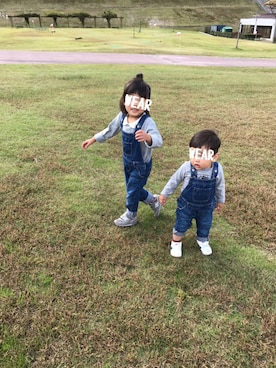 「babyGAP（babyGAP）のアイテム（サロペット/オーバーオール、ブルー系）」を使った、Miiiiiさん（キッズ・100cm）の秋コーディネート