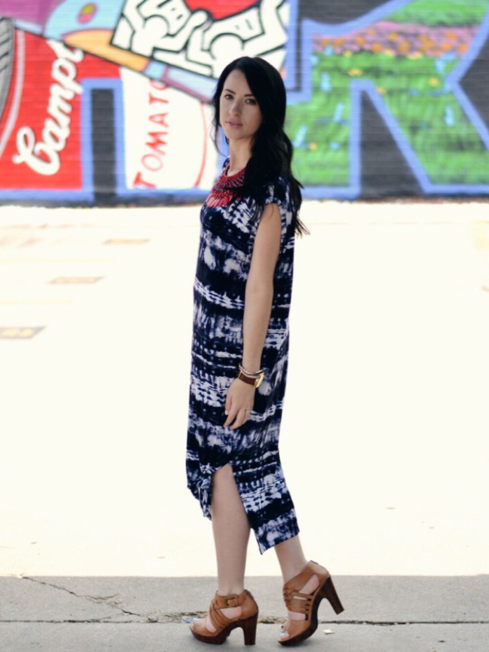 「tie dye、MAXI DRESS、casual、fashion blogger、STYLE」｜「Smokin Hot Studioのアイテム（ワンピース、その他）」を使った、Signing Steph さん（レディース・157cm）の春コーディネートの1枚目の写真