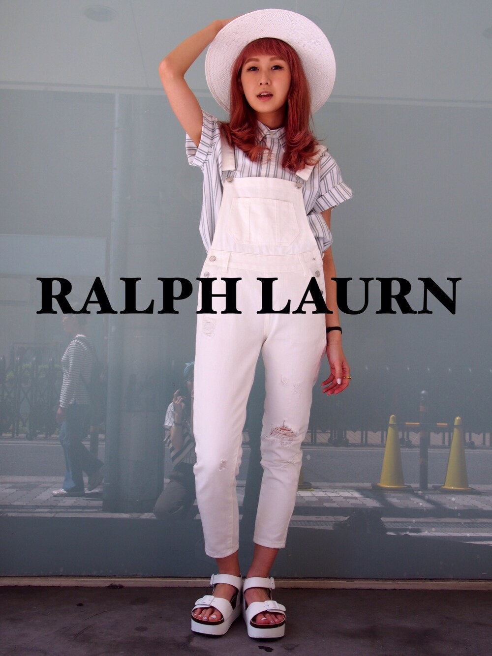 「Polo Ralph Lauren、シャツスタイル、サロペット」｜「POLO RALPH LAURENのアイテム（シャツ/ブラウス、ブルー系）」を使った、Asuka Yamasakiさん（レディース・160cm）の春コーディネートの1枚目の写真