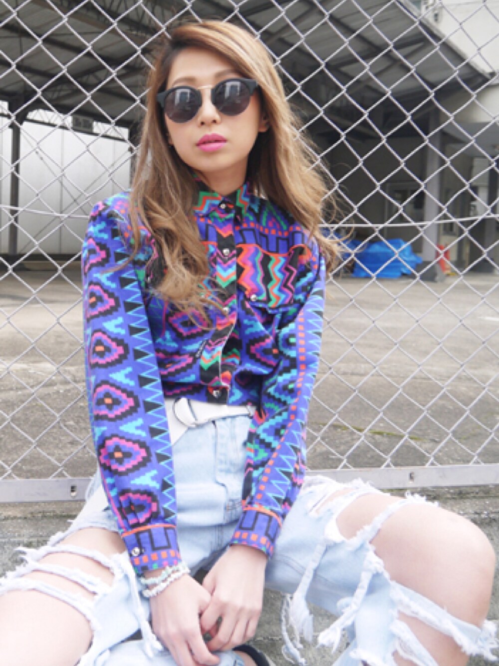 「古着、GALLERIE、CUBRUN、used、used mix、派手」｜「GALLERIEのアイテム（トップス、ブルー系）」を使った、Asuka Yamasakiさん（レディース・160cm）の春コーディネートの1枚目の写真