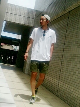 虫コロリけんたさんのコーディネート