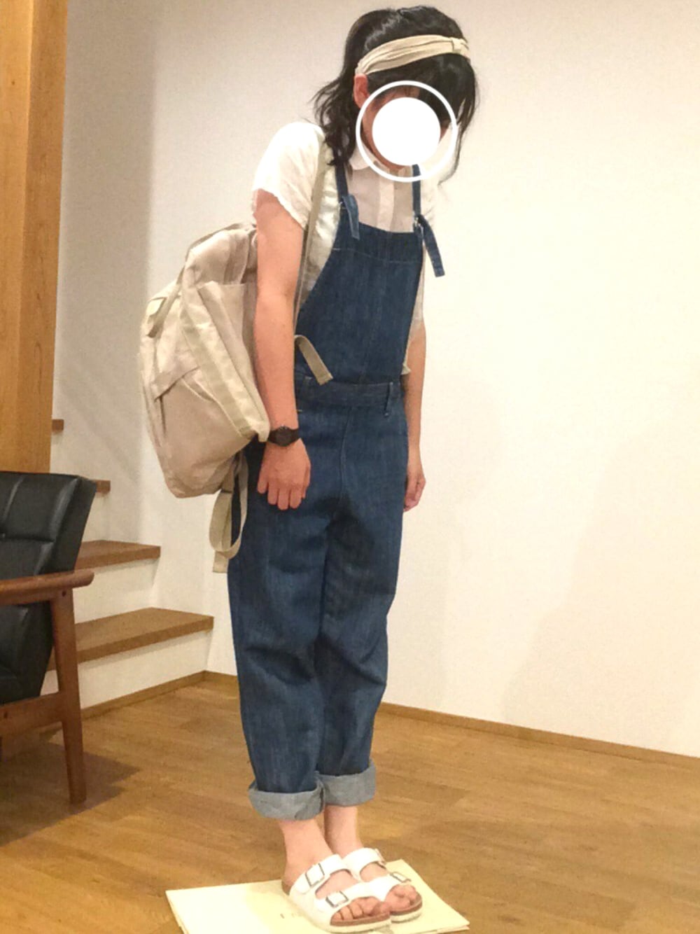 「studio clip、Danton、ダントン、無印良品、birkenstock、オーバーオール、サロペット」｜「studio CLIPの綿麻デニムサロペットパンツ（サロペット/オーバーオール、ブルー系）」を使った、manaさん（レディース・157cm）の夏コーディネートの1枚目の写真
