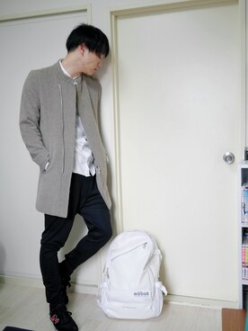 「ノーカラージャケット」｜「アイテム（ステンカラーコート）」を使った、たろーさんさん（メンズ・169cm）の春コーディネート