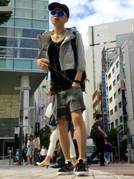「ナイロンパーカー」｜「アイテム（その他トップス）」を使った、LiME(松尾 頼武)作曲家さん（メンズ・163cm）の春コーディネート