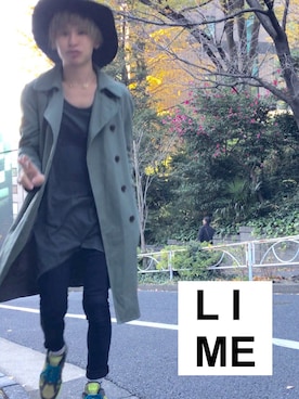 「AVAN LILY（アヴァンリリィ）のアイテム（トレンチコート）」を使った、LiME(松尾 頼武)作曲家さん（メンズ・163cm）の冬コーディネート