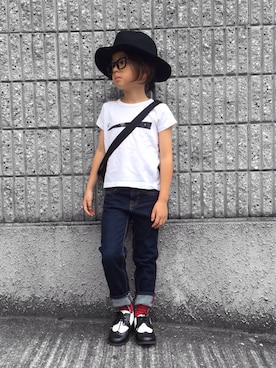 「アイテム（デニムパンツ）」を使った、けんしん君さん（キッズ・110cm）の秋コーディネート