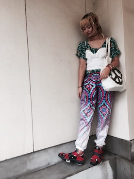 「NIKE（ナイキ）のアイテム（Sneakers、レッド系）」を使った、あかいゆきさん（レディース・174cm）の秋コーディネート