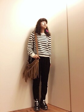 「アイテム（アクセサリー、パープル系）」を使った、mikamoさん（レディース・158cm）の冬コーディネート