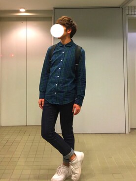 「UNIQLO（ユニクロ）のMEN ストレッチスキニーフィットテーパードジーンズ（デニムパンツ、ブルー系）」を使った、M.Yamamotoさん（メンズ・173cm）の夏コーディネート