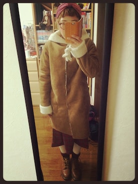 「ヘアバンド」｜「アイテム（ムートンコート）」を使った、るんさん（レディース・153cm）の秋コーディネート