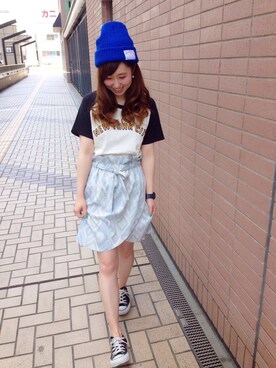 「ジャパンブルー」｜「アイテム（ニットキャップ/ビーニー）」を使った、chika さん（レディース・153cm）の春コーディネート