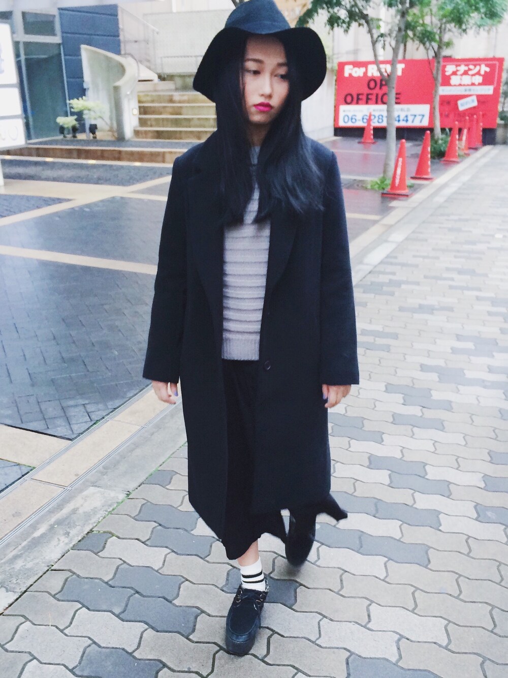 「WEGO、yru、osaka、Japan、MERCURYDUO(MERCURYDUO)」｜「WEGOのアイテム（ハット、ブラック系）」を使った、Lyceeさん（レディース・158cm）の冬コーディネートの1枚目の写真