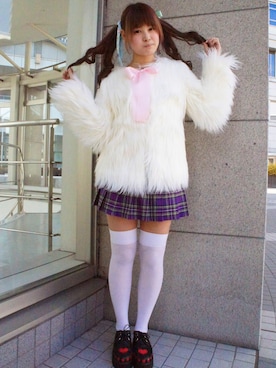 「ニーハイソックス」｜「アイテム（その他アウター）」を使った、Zipper編集部さん（レディース・160cm）の春コーディネート