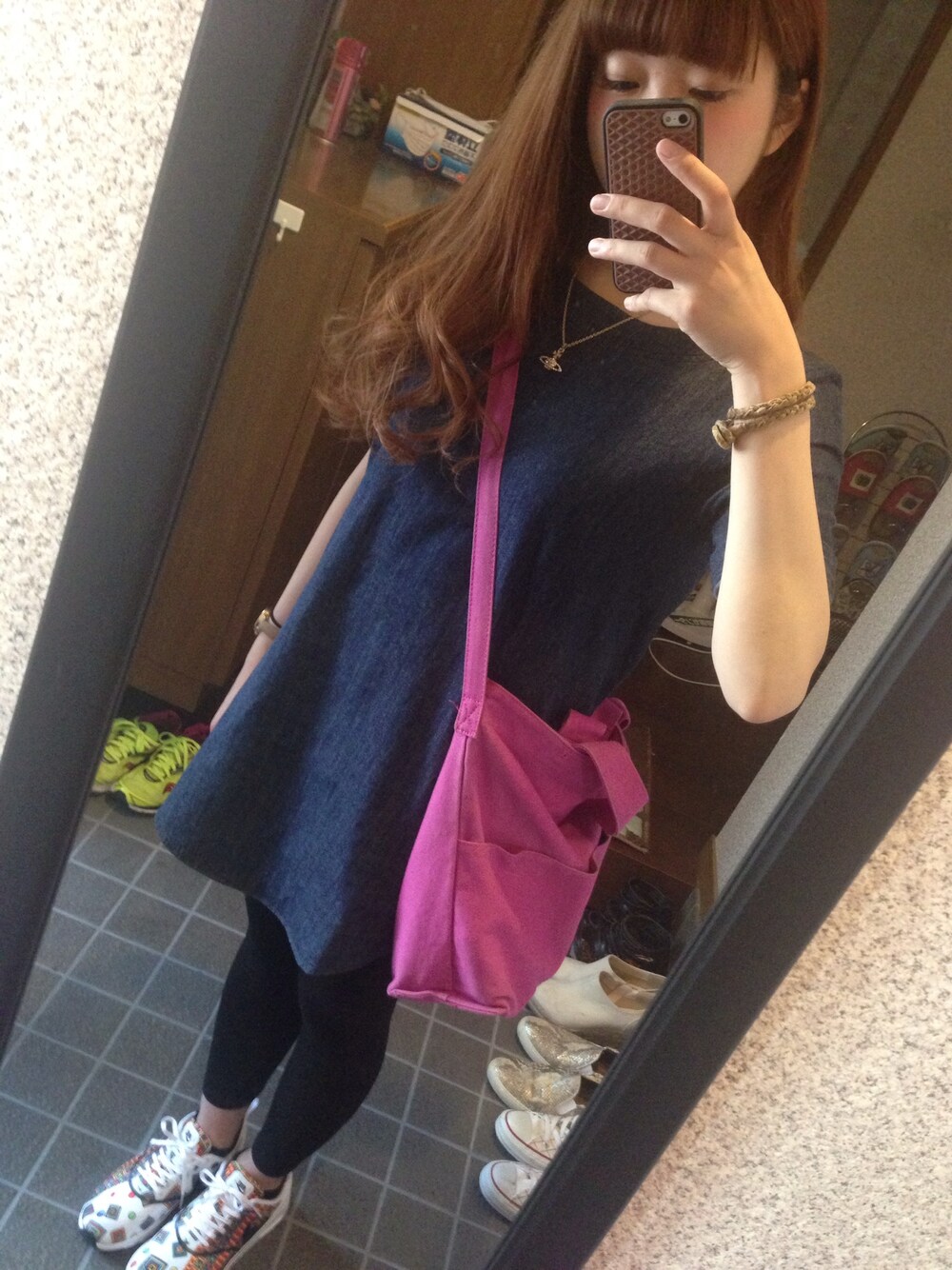 「NIKE、airmax、GAP、デニム」｜「GAPのアイテム（トートバッグ、ピンク系）」を使った、SARIさん（レディース・160cm）の夏コーディネートの1枚目の写真