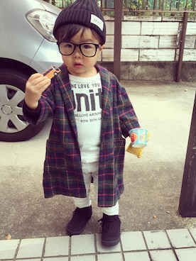 「しまむら（シマムラ）のアイテム（ニットキャップ/ビーニー、ブラック系）」を使った、TOJIさん（キッズ・90cm）の秋コーディネート