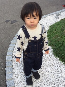 「西松屋（ニシマツヤ）のアイテム（ニット/セーター、その他）」を使った、TOJIさん（キッズ・90cm）の秋コーディネート