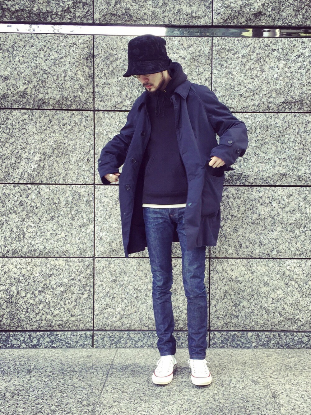 「休日スタイル、ENGINEERED GARMENTS、CAMBER、A.P.C.、CONVERSE ADDICT、converse、デニム」｜「Engineered Garmentsのアイテム（その他アウター、ブルー系）」を使った、goike-nitazumiさん（メンズ・181cm）の冬コーディネートの1枚目の写真