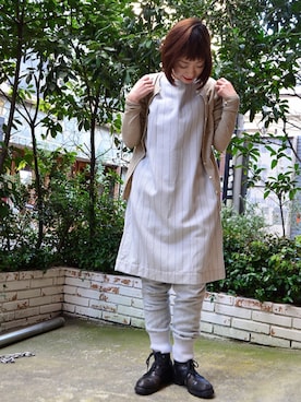 「JHON SMEDLEY（ジョン スメドレー）のアイテム（カーディガン/ボレロ、ベージュ系）」を使った、megumiさん（レディース・163cm）の冬コーディネート