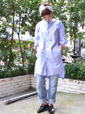 「ASEEDONCLOUD（アシードンクラウド）のアイテム（シャツ/ブラウス、ブルー系）」を使った、megumiさん（レディース・163cm）の冬コーディネート