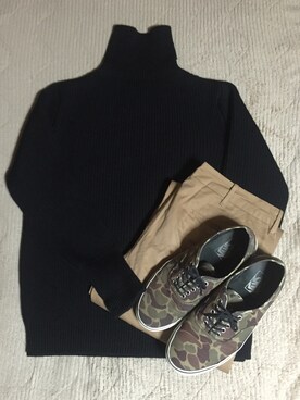 「Scye（サイ）のアイテム（チノパンツ）」を使った、柏屋平兵衛さん（メンズ・180cm）の秋コーディネート