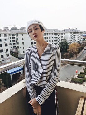 「SSUR（サー）のアイテム（ニットキャップ/ビーニー、ホワイト系）」を使った、叫舅儿さん（レディース・160cm）の春コーディネート