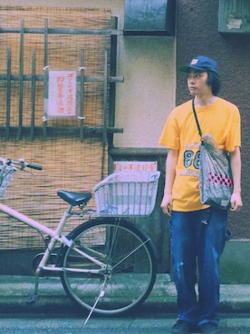 「Tシャツ」｜「アイテム（トップス、ゴールド系）」を使った、TAKAHIROINOUEさん（メンズ・170cm）の夏コーディネート