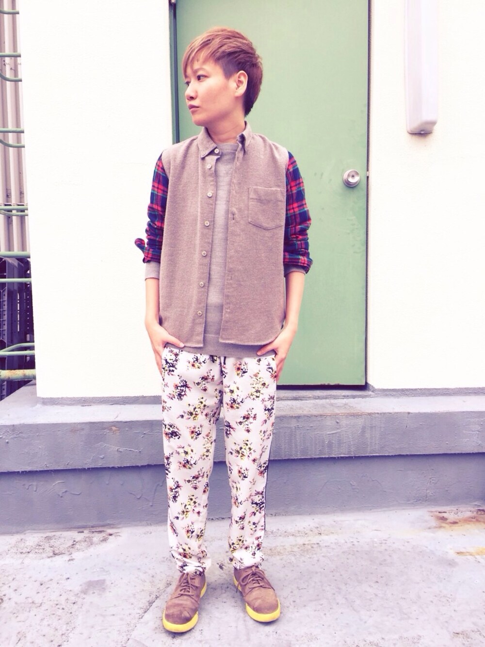 「FastStyling、fastfashion、ootd、hermer、チェックシャツ、花柄、リラックススタイル、GU」｜「HERMERのアイテム（シャツ/ブラウス、ブラウン系）」を使った、Fast Stylingさん（キッズ・161cm）の秋コーディネートの1枚目の写真