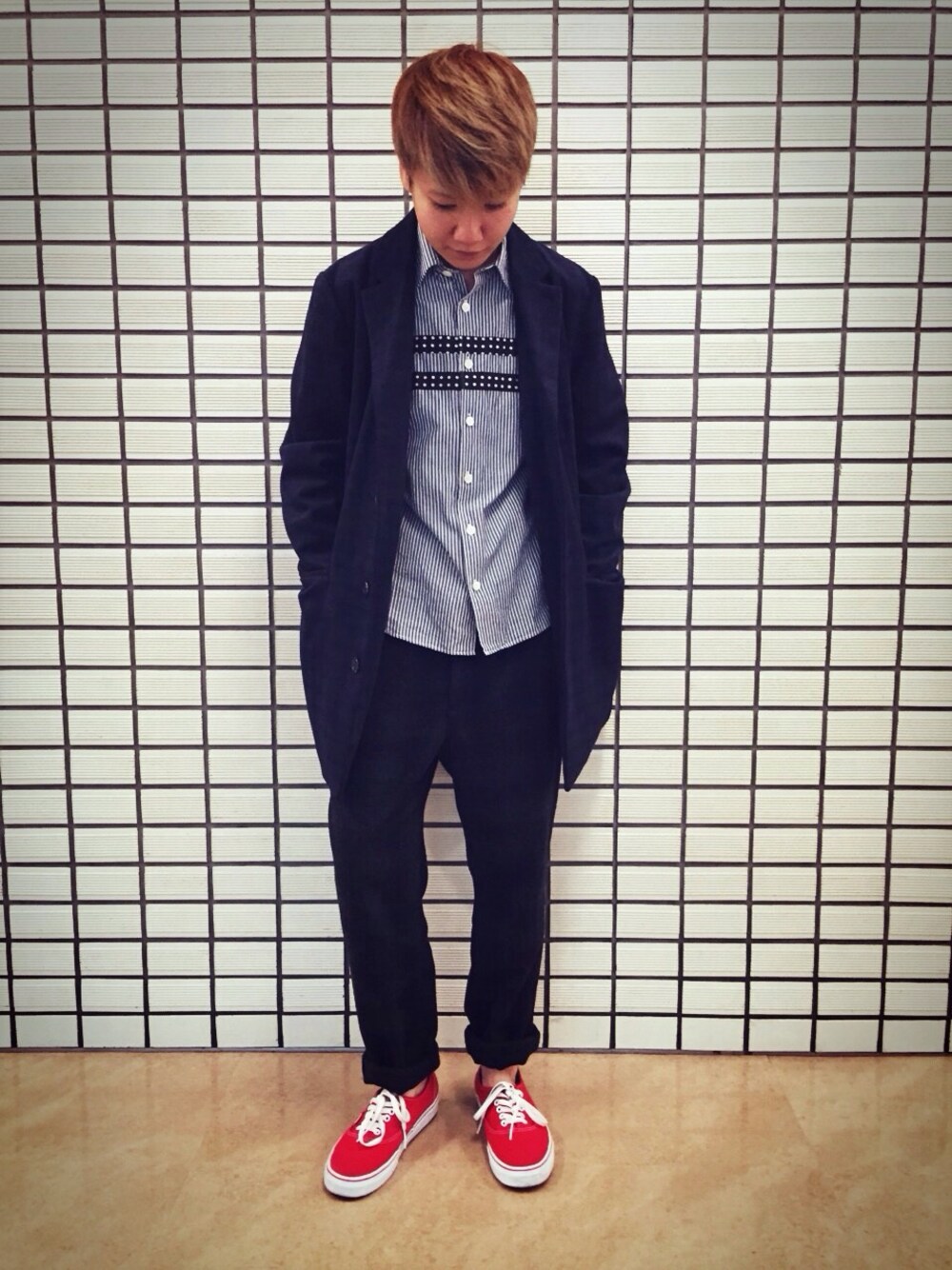 「fastfashion、ファストファッション、FastStyling、ootd、hermer、チェスターコート、シャツスタイル、ロールアップ、柄×柄、チェック」｜「GUのアイテム（チェスターコート、パープル系）」を使った、Fast Stylingさん（キッズ・161cm）の冬コーディネートの1枚目の写真