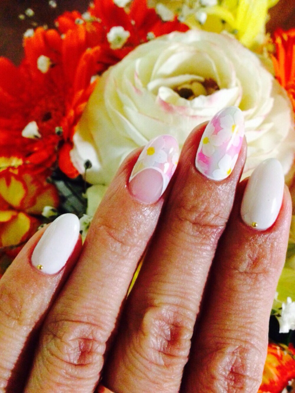「ネイル」｜「NAILSのアイテム（その他、ピンク系）」を使った、isopppyさん（レディース・158cm）の春コーディネートの1枚目の写真