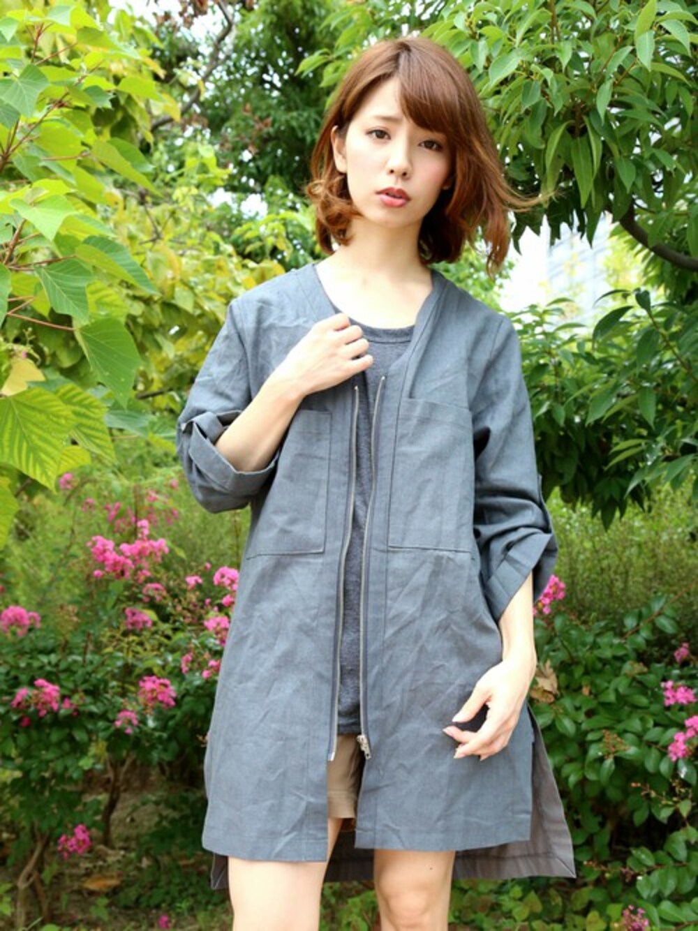 「ブルゾン、ロング丈、ブルゾンコート」｜「PLAIN CLOTHINGの【PLAIN CLOTHING】ロングブルゾン（ブルゾン、グレー系）」を使った、chikaさん（レディース・172cm）の秋コーディネートの1枚目の写真