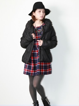 「アイテム（その他トップス、レッド系）」を使った、chikaさん（レディース・158cm）の冬コーディネート