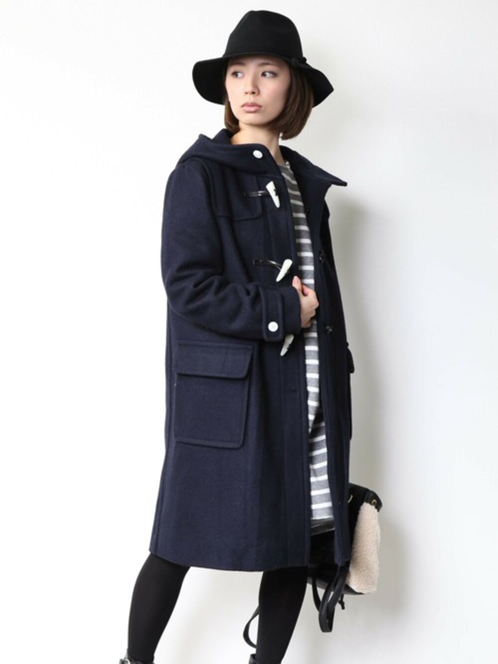 「ダッフルコート、ネイビー、プライスレス、冬アウター」｜「PLAIN CLOTHINGの【PLAIN CLOTHING】ダッフルコート（ダッフルコート、ブルー系）」を使った、chikaさん（レディース・158cm）の冬コーディネートの1枚目の写真