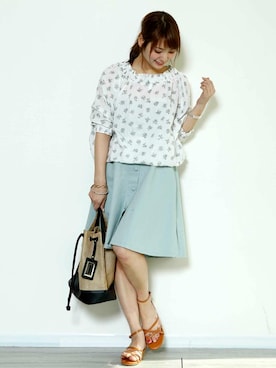 「PLAIN CLOTHING（プレーンクロージング）のアイテム（スカート）」を使った、chikaさん（レディース・164cm）の夏コーディネート