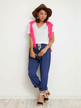 「アイテム（バングル/リストバンド）」を使った、chikaさん（レディース・150cm）の夏コーディネート