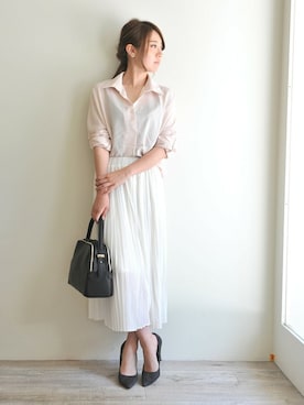 「アイテム（シャツ/ブラウス、ピンク系）」を使った、chikaさん（レディース・153cm）の春コーディネート