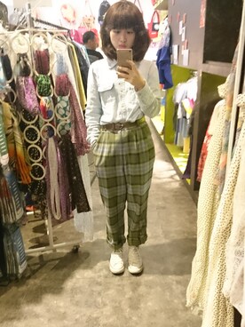 「morning deer（モーニングディア）のアイテム（その他パンツ、グリーン系）」を使った、Annie さん（レディース・158cm）の冬コーディネート